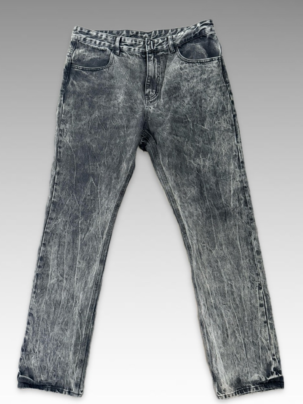 Givenchy Men's Acid Wash Jeans – Size 32x32 – Gray/black Designer Denim